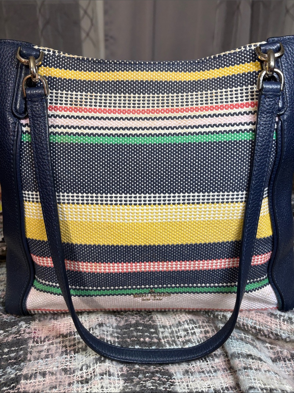 Kate Spade “Jackson Boardwalk Stripe” Shoulder Bag w/3 Compartments 11x12x4in - Picture 13 of 16
